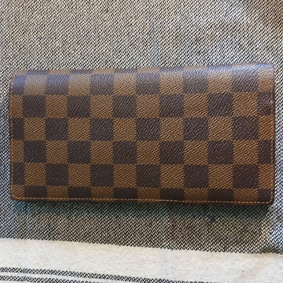 Authentic Louis Vuitton Damier Porte Feiulle Brazza - Picture 2 of 16